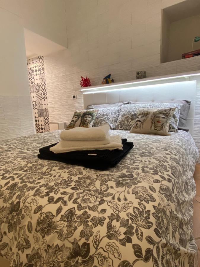 U Dammusu Villa Syracuse Luaran gambar